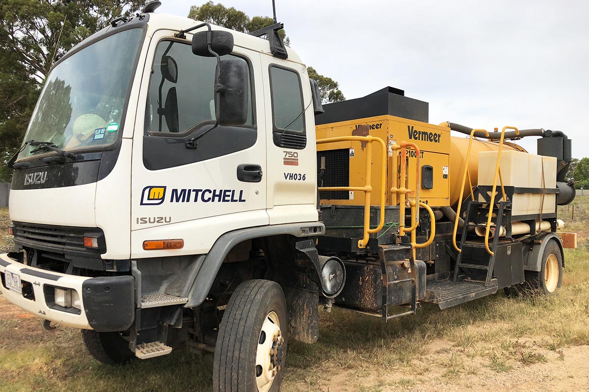 Vermeer PP100 XT Vacuum Excavator on the South West Loddon Pipeline Project, by Mitchell Water