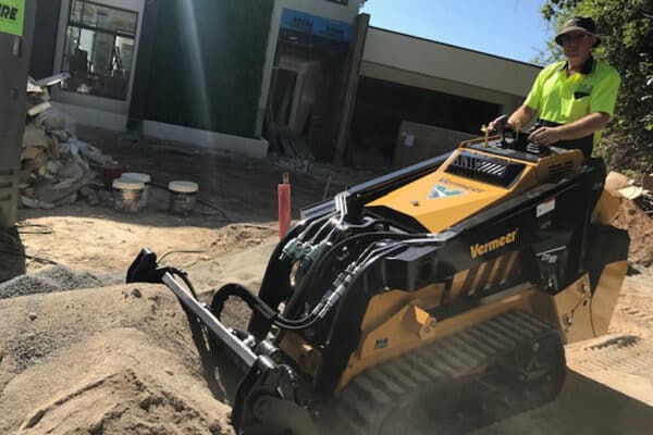 The mini skid steers making a splash - Vermeer Australia