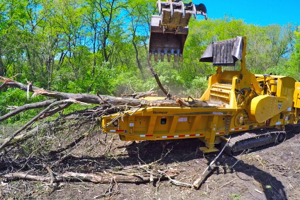 HG6800TX Tracked Horizontal Grinder Vermeer Australia