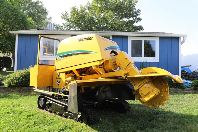 Vermeer SC70TX tracked stump cutter